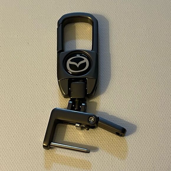 Mazda Key Fob Keychain in Metal NWT - Picture 4 of 6